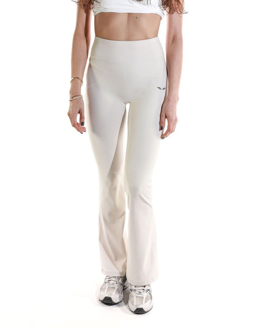 Wide-Leg Yoga Pants 02